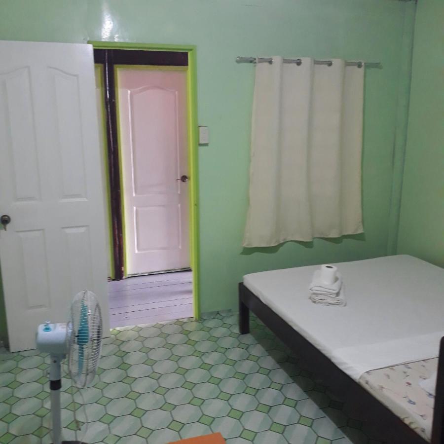 Archie'S Budget Room Rental San Vicente  Esterno foto